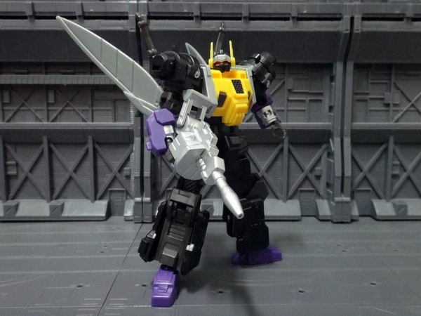 Maiden Japan Junkticon Blasters   New Images Show Armed Up Action Figures  (4 of 32)